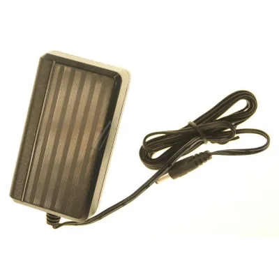 12V-Netzteil für Classic Staubsauger PSE50317EU 5,5x2,5mm