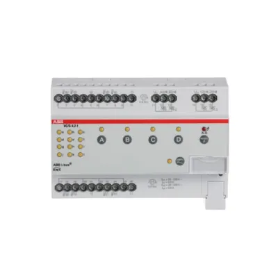 ABB Ventilantriebs-Controller VC/S4.2.1 2CDG110217R0011 | KNX Heizungsaktor REG | 4-fach | 0,5A | 24–230V | 12 Eingänge