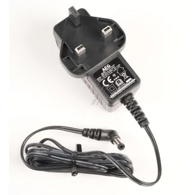 Adapter UK 18V für Staubsauger Electrolux AEG 140117630206 Netzteil Ladegerät