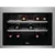 Bild: AEG Einbau-Weintemperierschrank 9000 Serie | 18 Flaschen | 45,5 cm | LED | Holzablagen | leise 39 dB