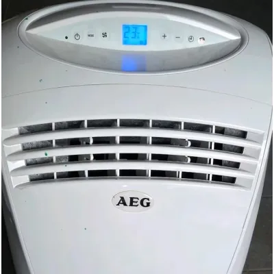 AEG Mobile Klimaanlage K 22 A | Monoblock | 2,2 kW | Entfeuchter | für 27 m² | Fernbedienung | Timer | Rollen | Weiß