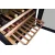 Bild: Amica Einbau-Weintemperierschrank WK 341 210 S | 90l | 40 Flaschen | 1 Temperaturzone | LED | Holzablagen | schwarz