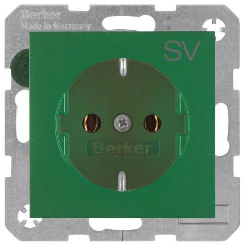 Bild: Berker Schuko-Steckdose gn Aufdruck SV 47431903
