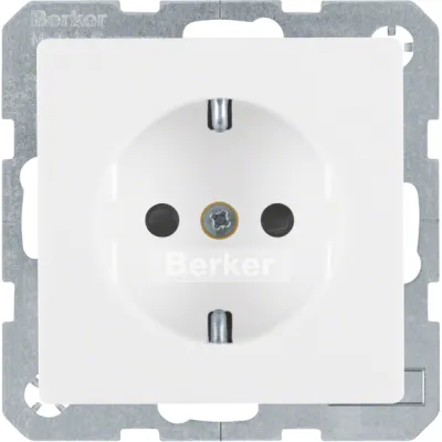 Berker SCHUKO Steckdose Q.1/Q.3 47236089 | Unterputz | Berührungsschutz | polarweiß matt | IP20 | 16A 250V