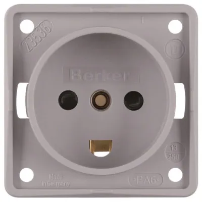 Berker Steckdose Dänemark 962722506 Integro Einsätze grau matt mit Schutzkontakt