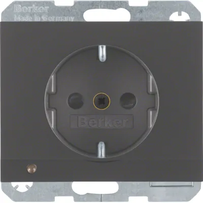 Berker Steckdose SCHUKO 41097006 | LED-Orientierungslicht | Unterputz | erhöht. Berührungsschutz | anthrazit matt | IP20