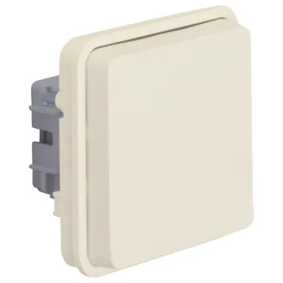 Berker Schuko Steckdose 47063512 | IP55 | Klappdeckel | erhöhter Berührungsschutz | polarweiß matt