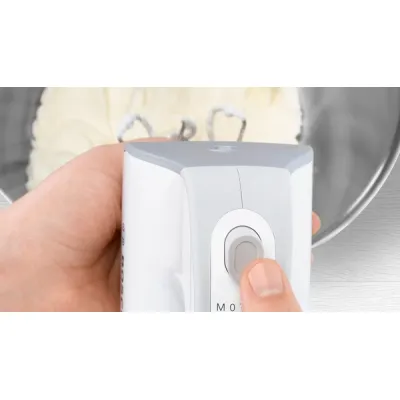 Bosch Handmixer MFQ2420R CleverMixx | 400 Watt | 4 Geschwindigkeiten | Edelstahl-Aufsätze | leicht & ergonomisch | Rot