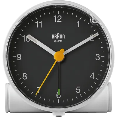Braun Quarzwecker BC01WB | analog | Crescendo-Alarm | leise | Weckwiederholung | Beleuchtung | weiß | 6,8x6,8x3,8cm
