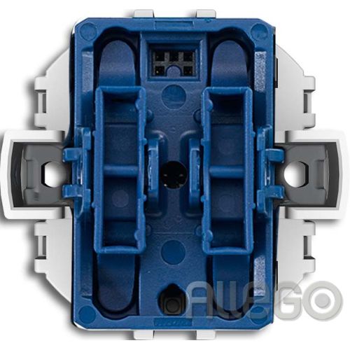 Bild: BUSCH 6108/07-AP Taster BA 4fach AP