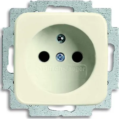 Busch-J. Steckdosen-Einsatz Alu-Druckguss 20 MUCKS-212-500