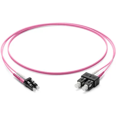 Corning LWL-Patchkabel F055702Q2Z20001M-VI | LC-SC Duplex | OM4 Multimode 50/125 | 1m | 2-fasrig | violett