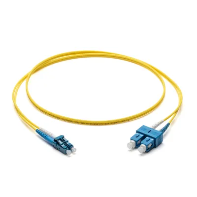 Corning LWL-Patchkabel F047202G2Z20010M | Singlemode Duplex OS2 9/125 | LC-Duplex auf SC-Duplex | 2x2,0mm | 10m | gelb