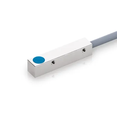 di-soric Induktiver Näherungsschalter DCCQ 05 M 1.5 PSLK | PNP | Schaltabstand 1,5mm | bündig | Quader 5x5x25mm | Metall