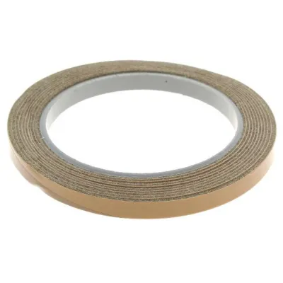 Dichtung für Glaskeramikplatte Bauknecht 481246689004 an Gaskochfeld