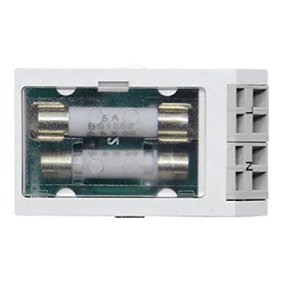 ELTAKO Steuersicherungsmodul SM/MUA-100 | Überspannungsschutz | Feinsicherung integriert | werkzeuglos steckbar