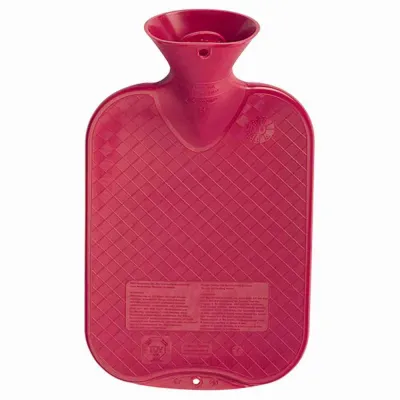 Fashy Wärmflasche 6420 42 | 2,0 l glatt | thermoplastisch | großes Einfüllgewinde | geruchsneutral | cranberry