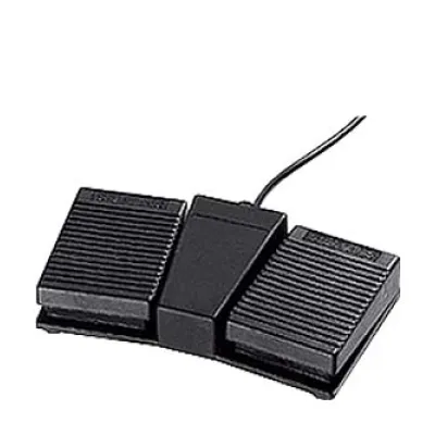 Siemens Pedaltaster 3SE3934-5CB20 | 2-fach Fußschalter | 2 Wechsler | Ein/Aus | Kunststoff | IP65 | schwarz