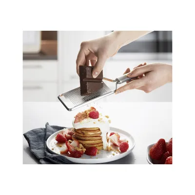 GEFU Feinreibe Primeline mini | Parmesanreibe Edelstahl | Diamond Laser Cut | ergonomisch | spülmaschinenfest