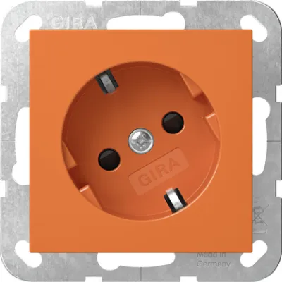 GIRA SCHUKO-Steckdose 4418109 | System 55 | Unterputz | 30° gedreht | Safety Plus | ZSV-Aufdruck | IP20 | orange
