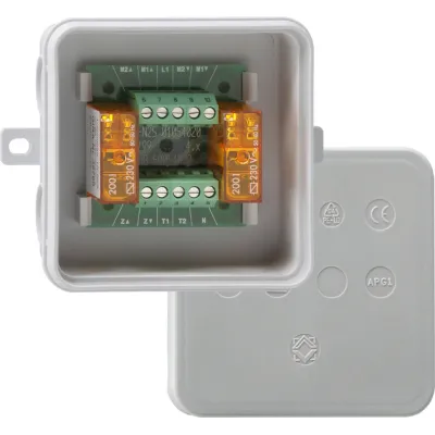 GIRA Trennrelais 038700 Aufputz | Jalousiesteuerung | 2-fach | 230V | 4A | mit Nebenstelleneingang | für 2 Motoren