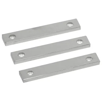 Hager 3xCu-Schiene Set univers UM30V4 Wandlerlasche 30x10x170mm verzinnt