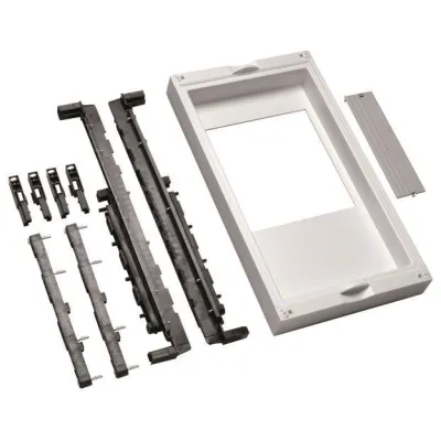 Hager universN UE31E3A | Sammelschienen-Träger 4-polig | 450x250x125mm | mit Abdeckung | D-Sicherung waagerecht