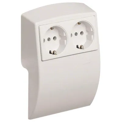 Tehalit Doppelsteckdose SL20051 L22509010 | 2-fach Steckdose für Sockelleistenkanal | reinweiß | Berührungsschutz