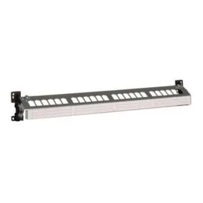 Hager Patch-Panel FZ24MMO 24-fach leer | Hutschiene Montage | Stahlblech/Kunststoff | DIN-Tragschiene | 480x60x45mm