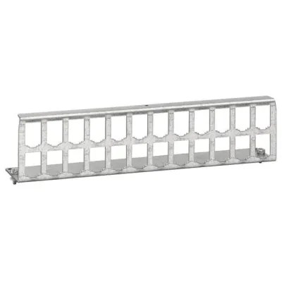 HAGER Patchpanel UM00K4 RJ45 für 24 Patchmodule