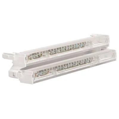 Hager PE/N-Klemme KM22A | 2x22 Klemmstellen | Hauptleitungsklemme | 10x16/12x10mm² | Messing | Weiß