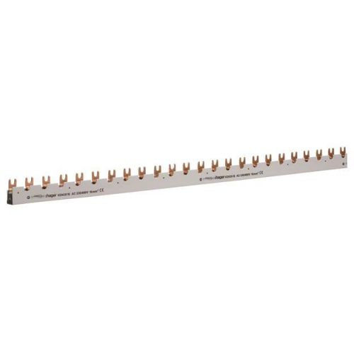 Bild: Hager Phasenschiene 3p,16qmm,80A,Gabel KDN381B