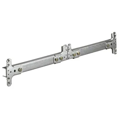 Hager Quertraverse univers N UT12PN | 2-feldig | Sonderprofil | Stahl | 77x20mm | verzinkt | für Verteilerschrank