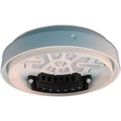 Bild: HEKA Meldersockel USB502-6 für MSD523
