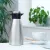 Bild: Emsa Isolierkanne Soft Grip N4120200 | Edelstahl doppelwandig | 1L | X-Safe Aroma | auslaufsicher | rutschfest | weinrot