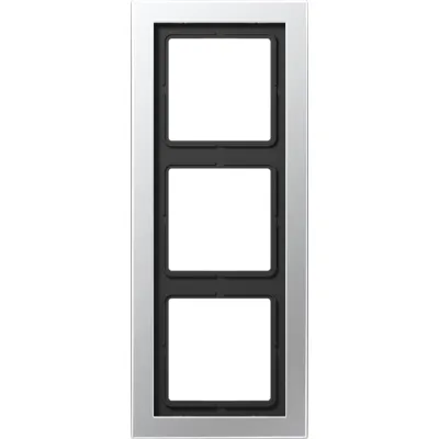 JUNG 3-fach Rahmen | LS-Design | Aluminium matt eloxiert | 96x238mm | Unterputz | waagerecht/vertikal