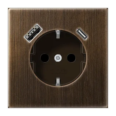 JUNG SCHUKO Steckdose ME 1520-15 CA AT | 1x USB-A & 1x USB-C | Unterputz | erhöht. Berührungsschutz | Messing antik