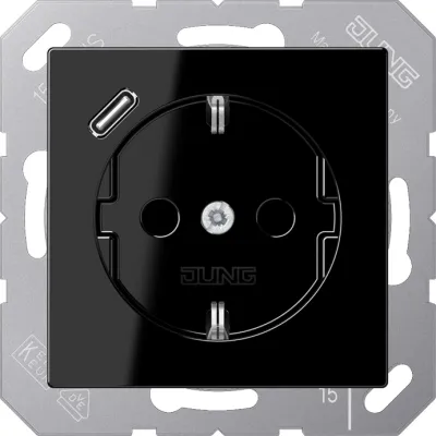 JUNG SCHUKO Steckdose A1520-18CSW | USB-C Ladefunktion | Unterputz | 16A 250V | erhöhter Berührungsschutz | schwarz