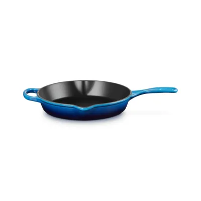 Le Creuset Brat- & Servierpfanne Signature hoch 26 cm | Gusseisenpfanne | Induktion Backofen Grill | emailliert | Azure