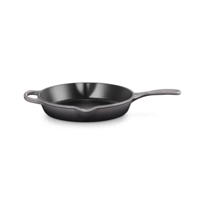 Le Creuset Brat- und Servierpfanne Signature 26 cm | Gusseisenpfanne | Induktion | Backofen | flint