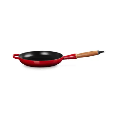 Le Creuset Bratpfanne Signature 26cm | Gusseisenpfanne | Induktion geeignet | Holzgriff | Kirschrot