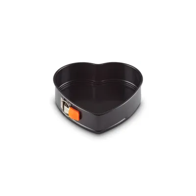 Le Creuset Herz-Springform 25 cm | Backform Herz | Antihaft | Carbonstahl | spülmaschinengeeignet | schwarz