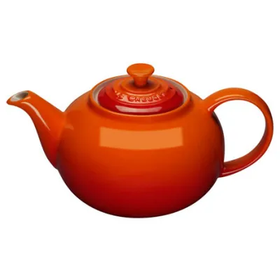 Le Creuset Kanne 1,3l mit Sieb | klassische Teekanne | Steinzeug | spülmaschinengeeignet | ofenrot