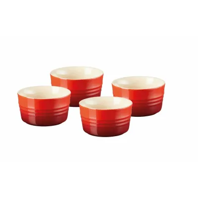 Le Creuset Mini-Förmchen 4er Set | Auflaufform Set | Steinzeug | Kirschrot | 0,1l | mikrowellen- & spülmaschinengeeignet