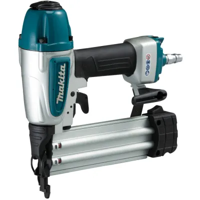 Makita Druckluftnagler AF506 | 15-50 mm Stiftlänge | 8,3 bar | 18 Ga | Magazinkapazität 100 Nägel | inkl. Koffer