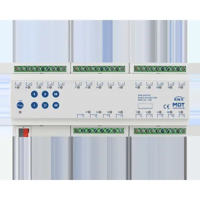 MDT Schaltaktor AKK-2416.03 KNX 24-fach REG 12TE | 16A | 230V AC | kompakt | manuelle Bedienung | LED | IP20
