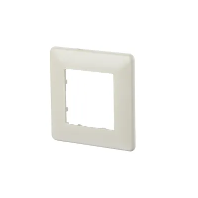 METZ CONNECT Abdeckplatte 80x80mm 820395-0101-I | Modul-Anschlussdose | CAT.6 | Kunststoff | halogenfrei | perlweiß