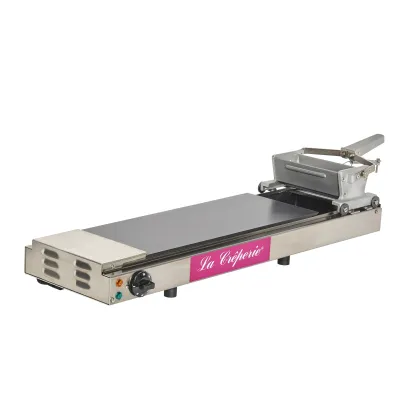 Neumärker Crêpesmaschine La Crêperie | rechteckige Mini-Crêpes | Teigverteiler | 497x200 mm | Edelstahl | 2,11 kW | 230V