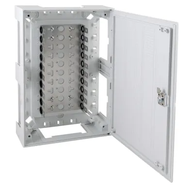 Neutral Kunststoffverteiler innenBox III zu 100DA mit Vorreiber