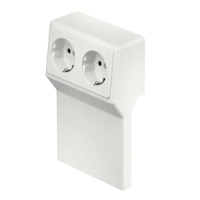 Rehau Geräteträger SL-K SL2GT20110 | 2-fach Schutzkontaktsteckdose | für Sockelleistenkanal 110x20mm | IP40 | RAL 9010